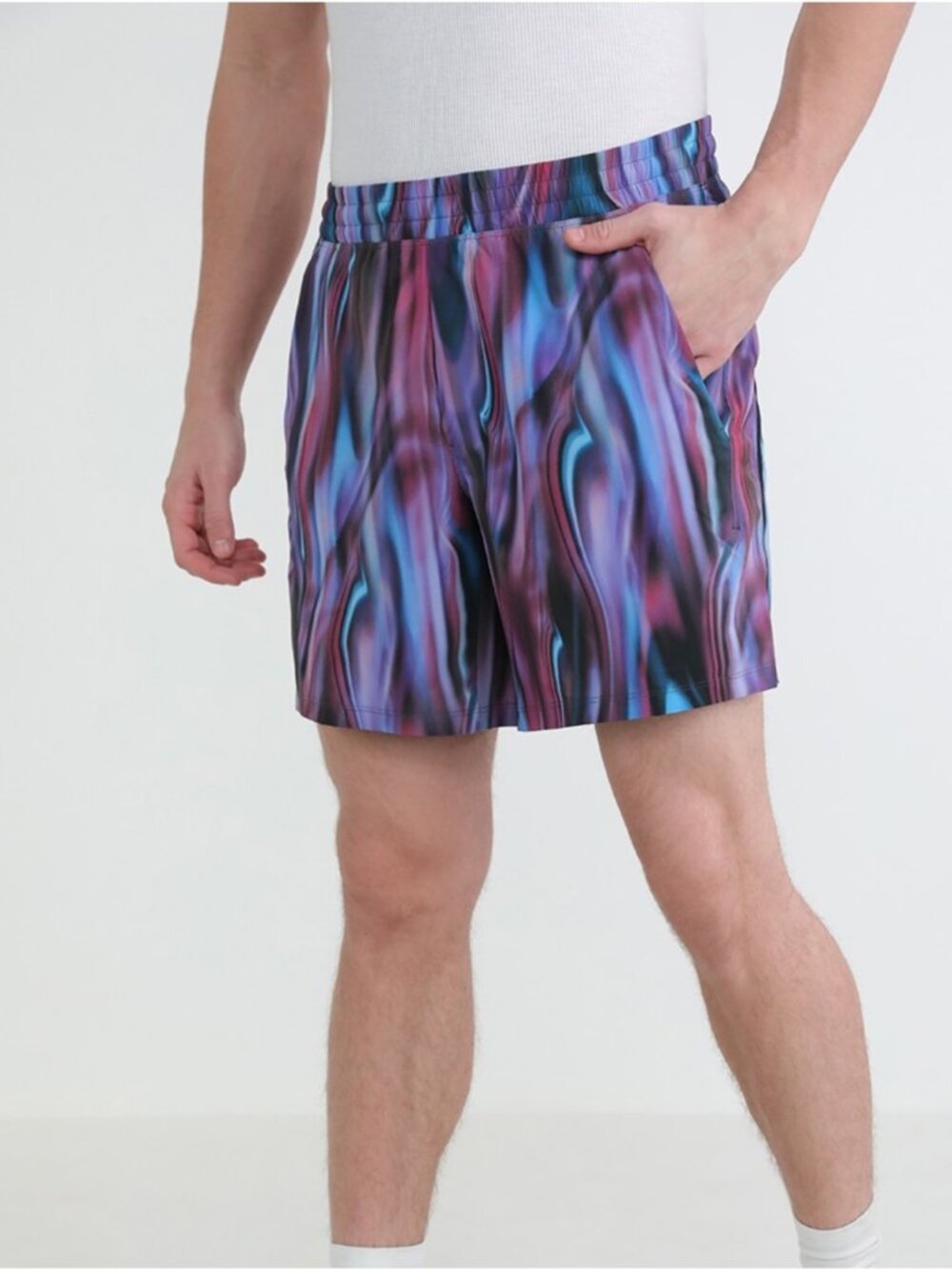 Lululemon Men's Pace Breaker Linerless Short 5" size L NWOT